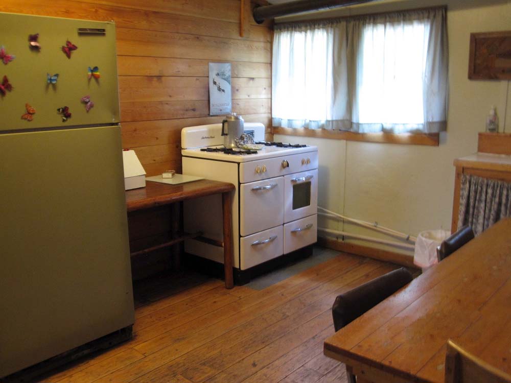 wyoming cabin rental outfitter cabin picture